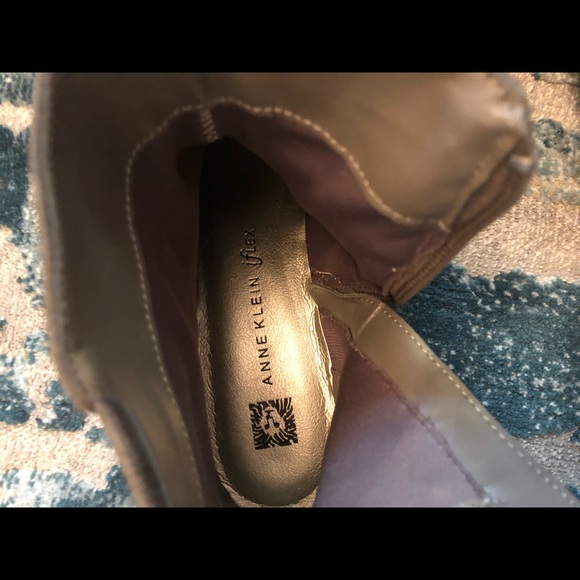 Booties - Picture 3 of 3